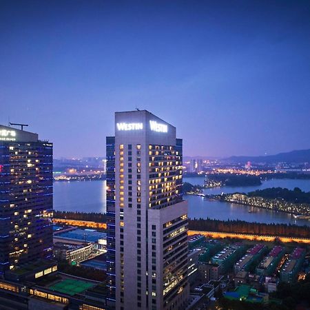 The Westin Nanjing Xuanwu Lake Экстерьер фото