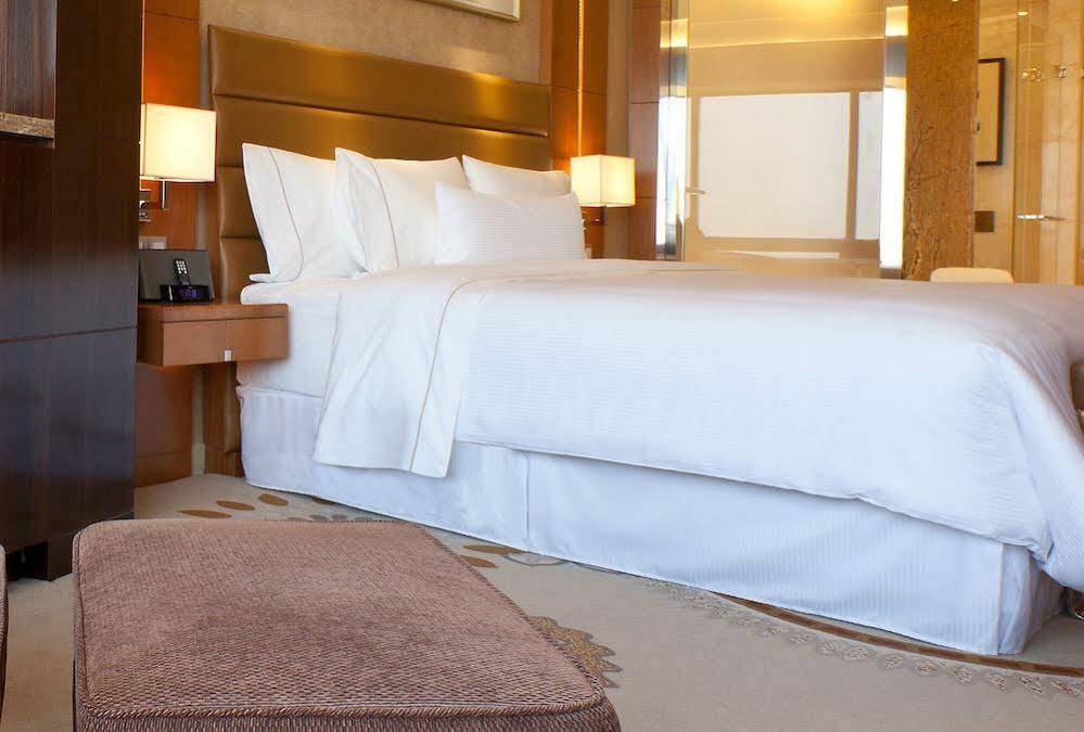 The Westin Nanjing Xuanwu Lake Экстерьер фото
